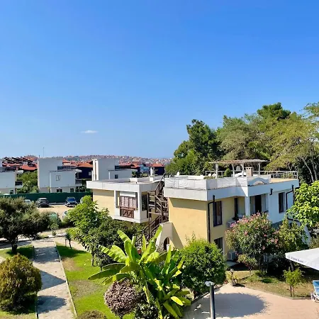 Paradise Bay With Free Parking Daire